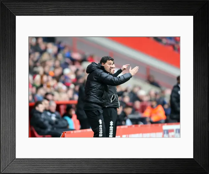 Framed Print : Charlton Athletic vs. Brighton & Hove Albion: Away Game - December 26, 2013 (Season 2013-14) Framed Print : Charlton Athletic vs. Brighton & Hove Albion: Away Game - December 26, 2013 (Season 2013-14)