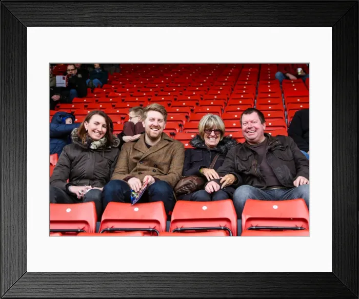 Framed Print : Brighton & Hove Albion Away at Barnsley (05 / 04 / 14) Framed Print : Brighton & Hove Albion Away at Barnsley (05 / 04 / 14)