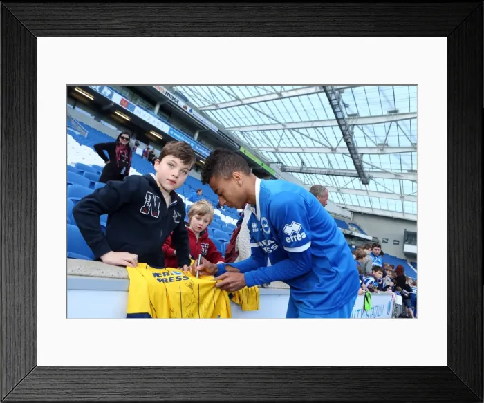 Framed Print : Young Seagulls Open Day (Easter 2014) - Brighton & Hove Albion FC Framed Print : Young Seagulls Open Day (Easter 2014) - Brighton & Hove Albion FC