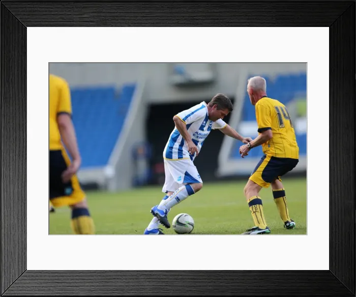 Framed Print : Brighton & Hove Albion: Game 2, May 19, 2014 - On the Pitch Action Framed Print : Brighton & Hove Albion: Game 2, May 19, 2014 - On the Pitch Action