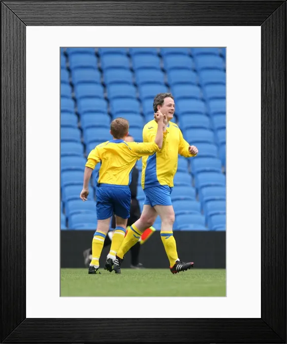Framed Print : Brighton & Hove Albion in Action: Game 3 - May 2014 Framed Print : Brighton & Hove Albion in Action: Game 3 - May 2014
