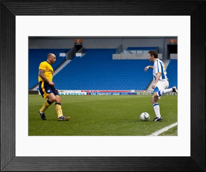 Framed Print : Brighton & Hove Albion: Game 5 - The Thrilling Pitch Battle (21st May 2014) Framed Print : Brighton & Hove Albion: Game 5 - The Thrilling Pitch Battle (21st May 2014)