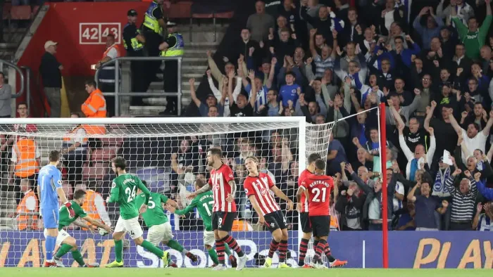 Framed Print : 17SEP18: Premier League Showdown - Southampton vs. Brighton & Hove Albion at St. Mary's Stadium Framed Print : 17SEP18: Premier League Showdown - Southampton vs. Brighton & Hove Albion at St. Mary's Stadium