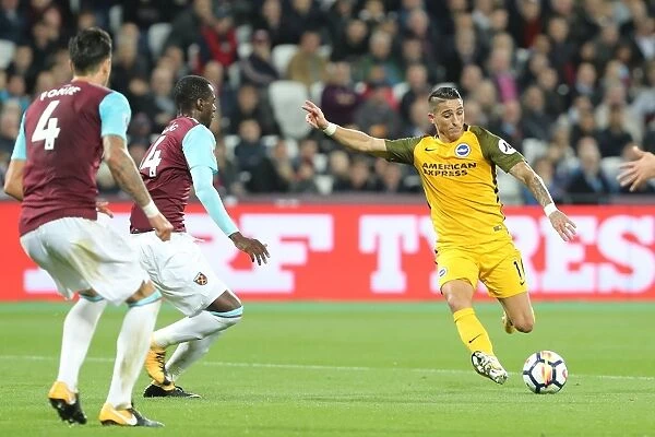 Anthony Knockaert Faces Off in Intense Battle: Brighton vs. West Ham United, Premier League 2017
