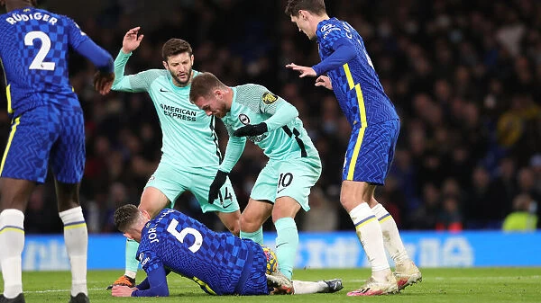 Battle at Stamford Bridge: Premier League Clash between Chelsea and Brighton & Hove Albion (29DEC21)