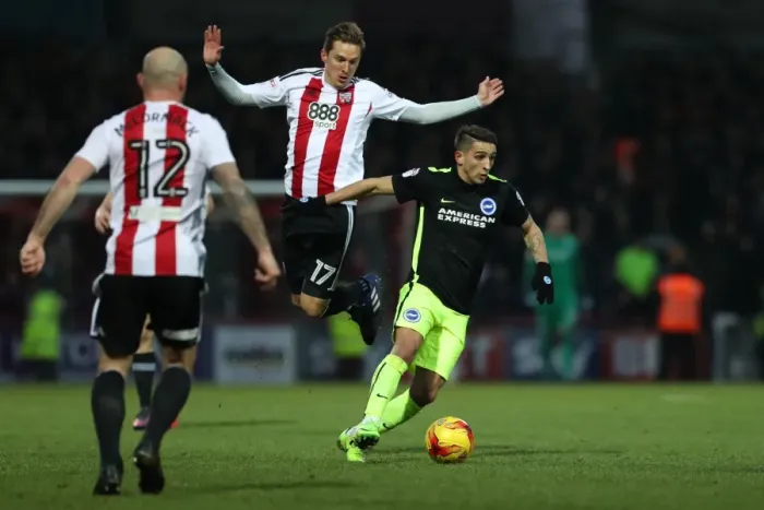 Framed Print : Battling in the Championship: Brentford vs. Brighton & Hove Albion (05FEB17) Framed Print : Battling in the Championship: Brentford vs. Brighton & Hove Albion (05FEB17)