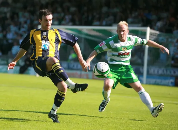 Framed Print : Brighton & Hove Albion 08-09 Away: Yeovil Town - A Past Game Framed Print : Brighton & Hove Albion 08-09 Away: Yeovil Town - A Past Game