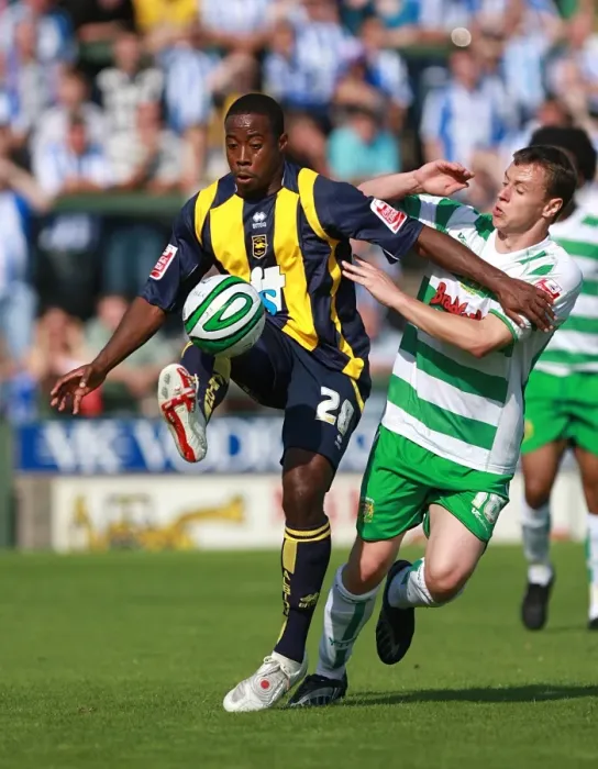 Framed Print : Brighton & Hove Albion 2008-09 Away: Yeovil Town Framed Print : Brighton & Hove Albion 2008-09 Away: Yeovil Town