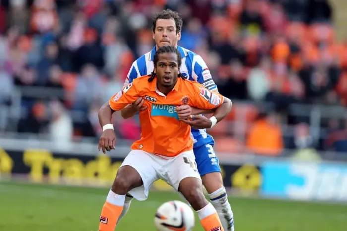 Framed Print : Brighton & Hove Albion Away at Blackpool (2012-13 Season): Game Highlights (Blackpool, 27-10-2012) Framed Print : Brighton & Hove Albion Away at Blackpool (2012-13 Season): Game Highlights (Blackpool, 27-10-2012)