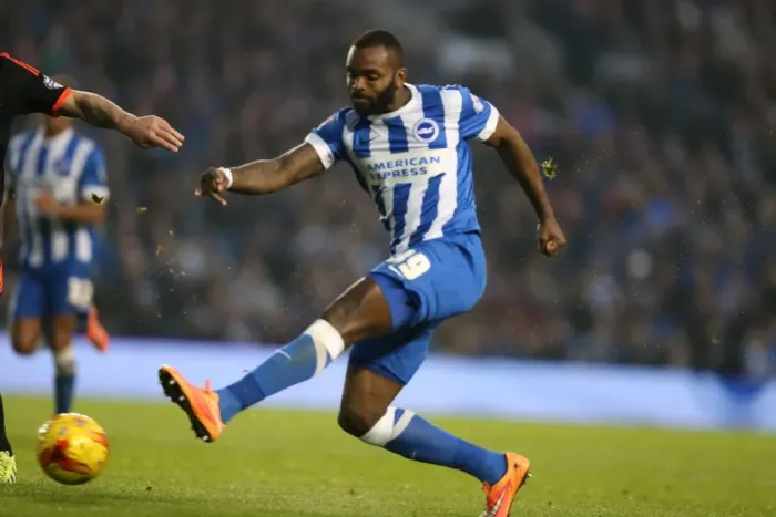 Framed Print : Brighton & Hove Albion: Darren Bent Scores on Debut Against Fulham (29 Nov 2014) Framed Print : Brighton & Hove Albion: Darren Bent Scores on Debut Against Fulham (29 Nov 2014)