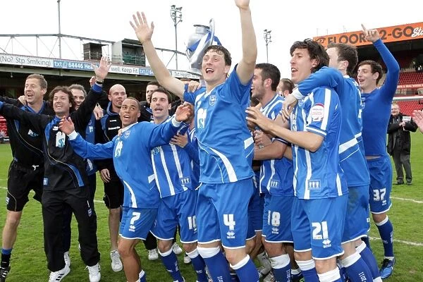 Brighton and Hove Albion: Euphoric Title Win Celebration at Walsall (League 1), April 2011