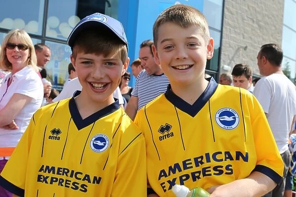 Brighton & Hove Albion: Fan Interaction at the Club Shop Signing Event (03-09-2013)