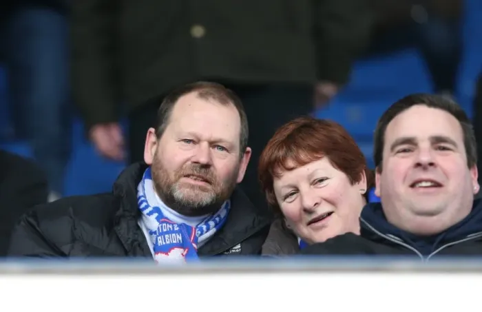 Framed Print : Brighton and Hove Albion Fans in Full Force: Sky Bet Championship Match against Sheffield Wednesday, 14 February 2015 Framed Print : Brighton and Hove Albion Fans in Full Force: Sky Bet Championship Match against Sheffield Wednesday, 14 February 2015