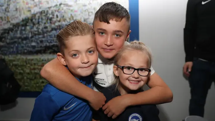 Framed Print : Brighton & Hove Albion FC: 2018 Player Signing Event - Autograph Session with the Team Framed Print : Brighton & Hove Albion FC: 2018 Player Signing Event - Autograph Session with the Team