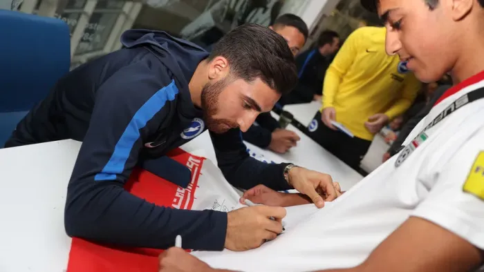 Framed Print : Brighton & Hove Albion FC: 2018 Player Signing Event - Autograph Session with the Team Framed Print : Brighton & Hove Albion FC: 2018 Player Signing Event - Autograph Session with the Team