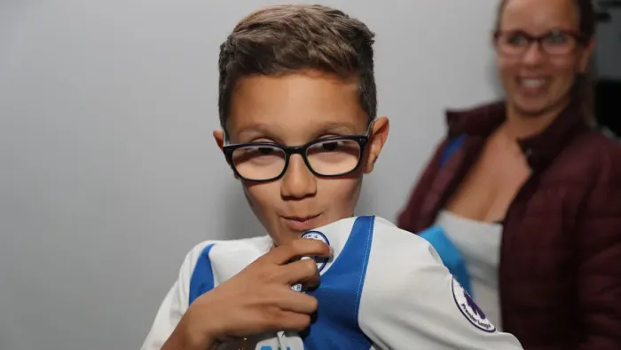 Framed Print : Brighton & Hove Albion FC: 2018 Player Signing Session - Autograph Hunting with Fans Framed Print : Brighton & Hove Albion FC: 2018 Player Signing Session - Autograph Hunting with Fans
