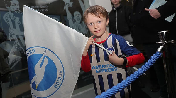 Brighton & Hove Albion FC: 2019 / 20 Season - Neal Maupay, Dale Stephens, Aaron Connolly, and Adam Webster Sign Autographs at Amex Stadium