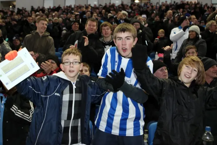 Framed Print : Brighton & Hove Albion FC: Electric Atmosphere at The Amex (2011-12) Framed Print : Brighton & Hove Albion FC: Electric Atmosphere at The Amex (2011-12)