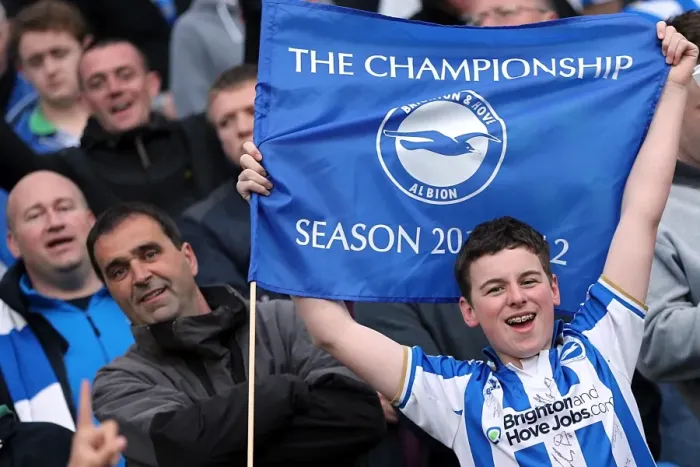 Framed Print : Brighton & Hove Albion FC: Electric Atmosphere at The Amex (2012-2013) Framed Print : Brighton & Hove Albion FC: Electric Atmosphere at The Amex (2012-2013)