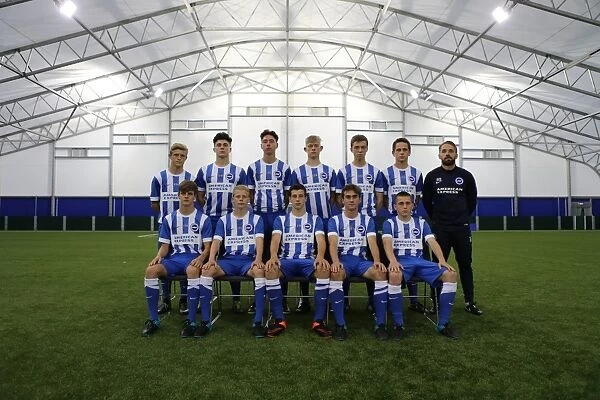 Brighton & Hove Albion FC U16 Academy Team: 2015-16 Annual Photo