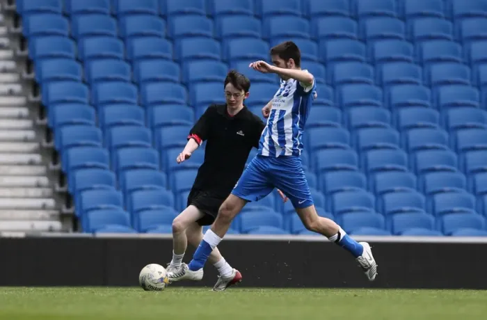 Framed Print : Brighton & Hove Albion: Play on the Pitch - A 2015 Match at American Express Community Stadium Framed Print : Brighton & Hove Albion: Play on the Pitch - A 2015 Match at American Express Community Stadium
