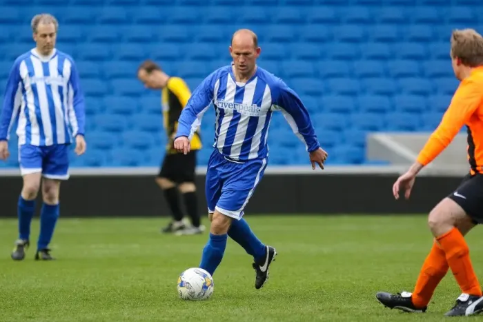 Framed Print : Brighton & Hove Albion: Play on the Pitch - May 1, 2015 at American Express Community Stadium Framed Print : Brighton & Hove Albion: Play on the Pitch - May 1, 2015 at American Express Community Stadium