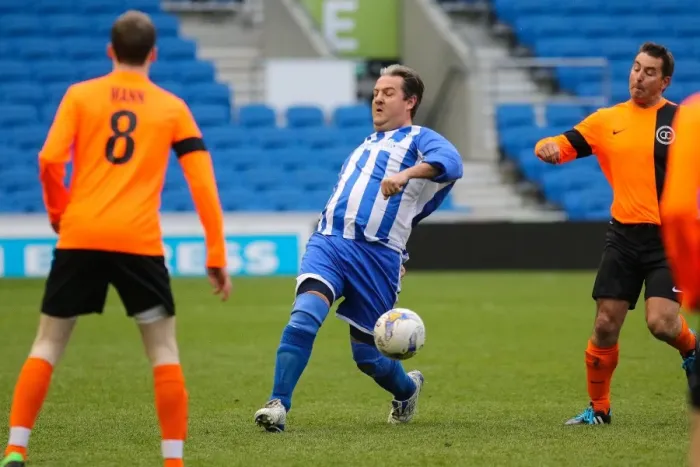 Framed Print : Brighton & Hove Albion: Play on the Pitch - May 1, 2015 at American Express Community Stadium Framed Print : Brighton & Hove Albion: Play on the Pitch - May 1, 2015 at American Express Community Stadium