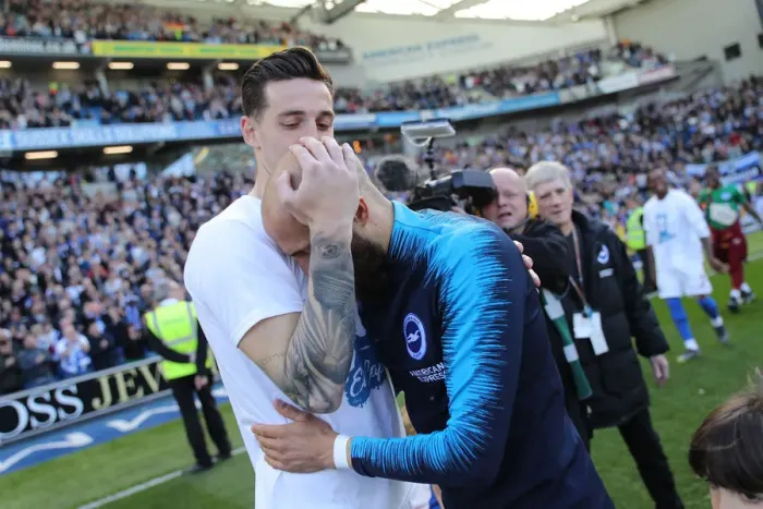 Framed Print : Brighton & Hove Albion: Premier League Survival Celebrated with Emotional Lap of Appreciation (May 2019) Framed Print : Brighton & Hove Albion: Premier League Survival Celebrated with Emotional Lap of Appreciation (May 2019)