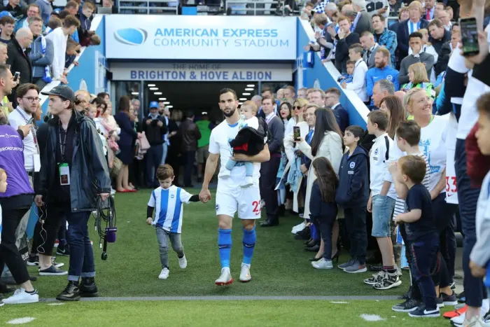 Framed Print : Brighton & Hove Albion: Premier League Survival Celebration - Players Lap of Appreciation (May 2019)