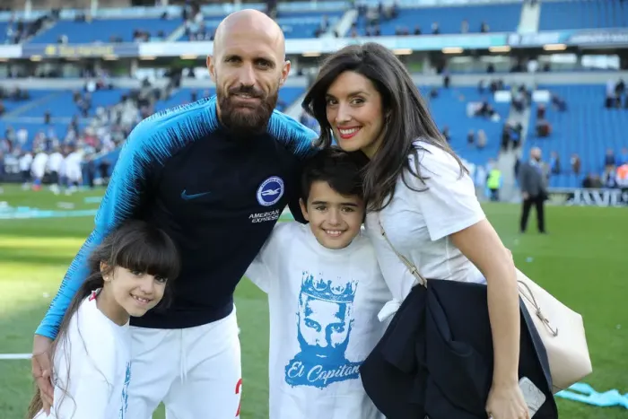 Framed Print : Brighton and Hove Albion: Premier League Survival Celebration - Players Lap of Appreciation (May 2019) Framed Print : Brighton and Hove Albion: Premier League Survival Celebration - Players Lap of Appreciation (May 2019)