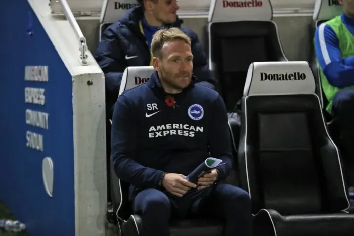 Framed Print : Brighton & Hove Albion U23s vs Leyton Orient: Checkatrade EFL Trophy Clash at American Express Community Stadium (November 8, 2016) Framed Print : Brighton & Hove Albion U23s vs Leyton Orient: Checkatrade EFL Trophy Clash at American Express Community Stadium (November 8, 2016)