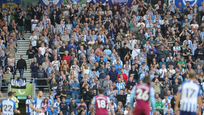 Framed Print : Brighton & Hove Albion vs. West Ham United: Premier League Battle at American Express Community Stadium (17.08.19) Framed Print : Brighton & Hove Albion vs. West Ham United: Premier League Battle at American Express Community Stadium (17.08.19)