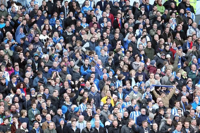 Framed Print : Brighton & Hove Albion vs Arsenal: 2012-13 Home Game Framed Print : Brighton & Hove Albion vs Arsenal: 2012-13 Home Game