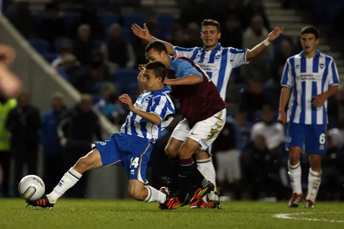 Framed Print : Brighton & Hove Albion vs. Aston Villa: FA Youth Cup (13-12-2011) Framed Print : Brighton & Hove Albion vs. Aston Villa: FA Youth Cup (13-12-2011)