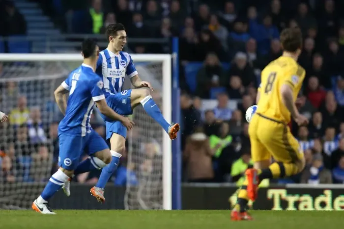 Framed Print : Brighton and Hove Albion vs Fulham: Sky Bet Championship Clash at American Express Community Stadium (15 April 2016) Framed Print : Brighton and Hove Albion vs Fulham: Sky Bet Championship Clash at American Express Community Stadium (15 April 2016)