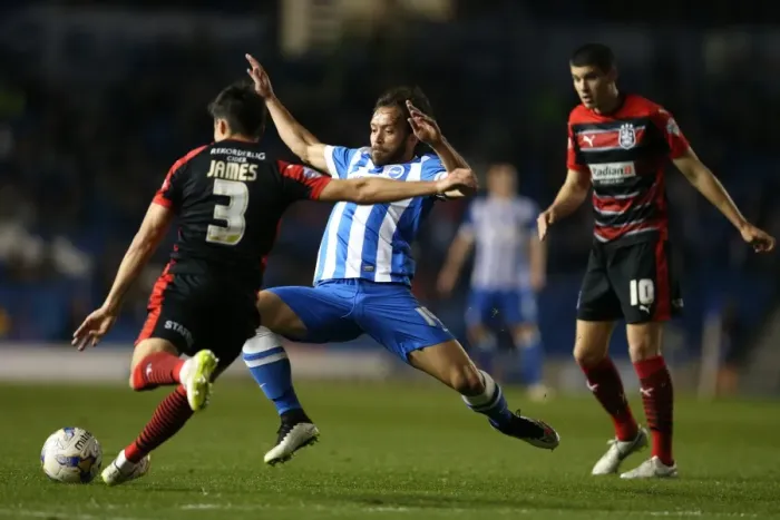 Framed Print : Brighton & Hove Albion vs. Huddersfield Town: Inigo Calderon in Action (14APR15) Framed Print : Brighton & Hove Albion vs. Huddersfield Town: Inigo Calderon in Action (14APR15)