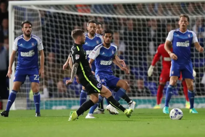 Framed Print : Brighton and Hove Albion vs Ipswich Town: A Championship Battle at Portman Road (September 2016) Framed Print : Brighton and Hove Albion vs Ipswich Town: A Championship Battle at Portman Road (September 2016)