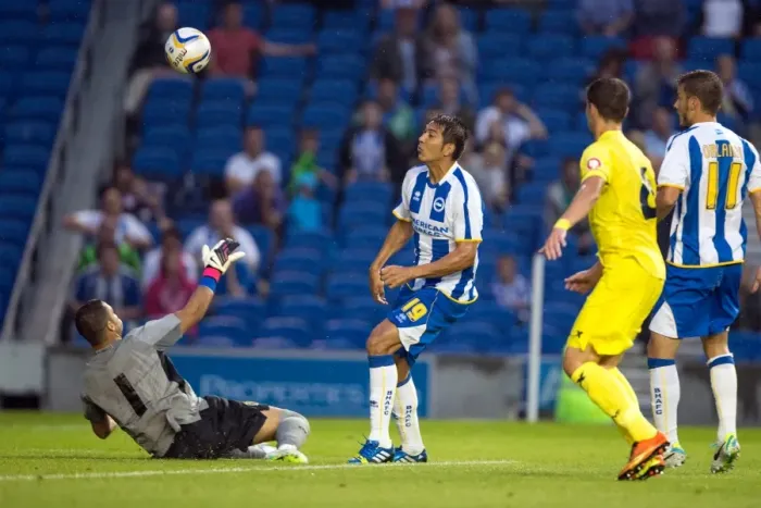 Framed Print : Brighton & Hove Albion vs Villarreal: 2013-14 Pre-Season Clash Framed Print : Brighton & Hove Albion vs Villarreal: 2013-14 Pre-Season Clash