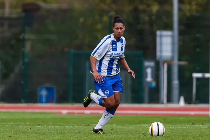 Framed Print : Brighton & Hove Albion Women: 2013-14 Season - Chesham Match
