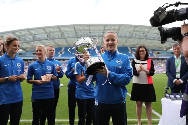 Brighton & Hove Albion Women Celebrate Championship Trophy Ahead of EFL Sky Bet Clash vs. S.S. Lazio (31JUL16)
