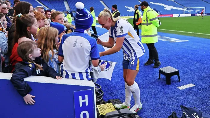 Framed Print : Brighton and Hove Albion Women v Manchester United Women Women's Super League 19OCT24 Framed Print : Brighton and Hove Albion Women v Manchester United Women Women's Super League 19OCT24