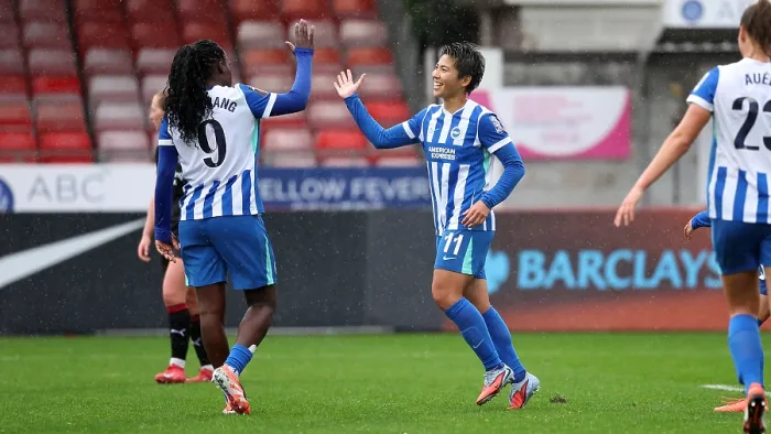 Framed Print : Brighton and Hove Albion Women v Southampton Women Subway League Cup 19OCT25