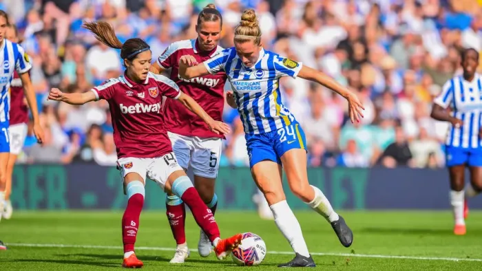 Framed Print : Brighton & Hove Albion Women vs. West Ham United Women: 2021 / 22 WSL Showdown at American Express Community Stadium Framed Print : Brighton & Hove Albion Women vs. West Ham United Women: 2021 / 22 WSL Showdown at American Express Community Stadium