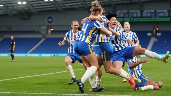 Framed Print : Brighton & Hove Albion Women vs. Leicester City Women: WSL Showdown at American Express Community Stadium (14NOV21) Framed Print : Brighton & Hove Albion Women vs. Leicester City Women: WSL Showdown at American Express Community Stadium (14NOV21)