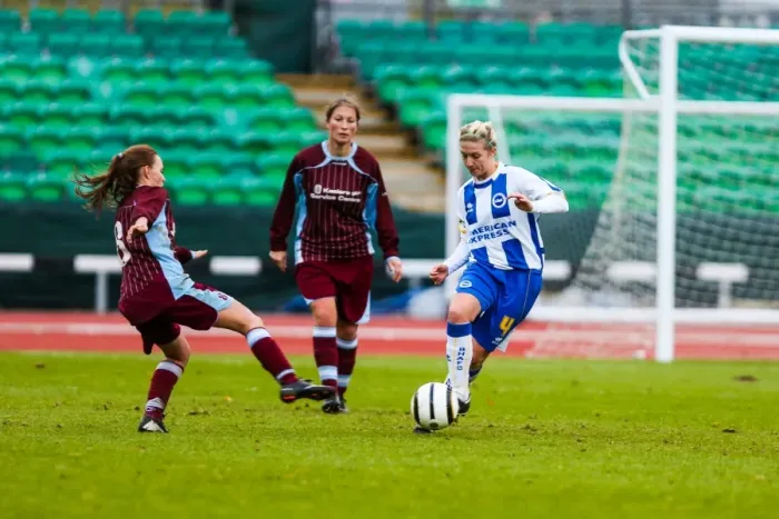Framed Print : Brighton & Hove Albion Women vs. Chesham (2) - Season 2013-14: A Football Match Framed Print : Brighton & Hove Albion Women vs. Chesham (2) - Season 2013-14: A Football Match