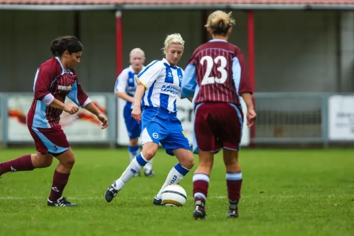 Framed Print : Brighton & Hove Albion Women's Football: 2013-14 Season - Chesham Match Framed Print : Brighton & Hove Albion Women's Football: 2013-14 Season - Chesham Match
