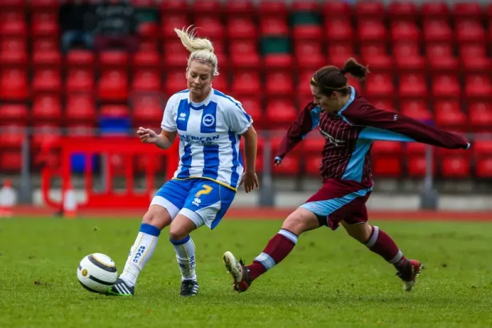 Framed Print : Brighton & Hove Albion Women's Football: Chesham Match, 2013-14 Season - Brighton And Hove Albion's Women's Team in Action against Chesham, 2013-14 Season