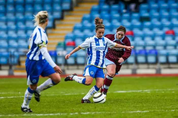 Framed Print : Brighton & Hove Albion Women's Football: Taking on Chesham in the 2013-14 Season Framed Print : Brighton & Hove Albion Women's Football: Taking on Chesham in the 2013-14 Season