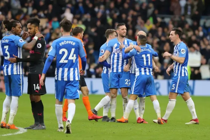 Framed Print : Brighton and Hove Albion's Euphoric Celebration at the Final Whistle vs Arsenal (04MAR18) Framed Print : Brighton and Hove Albion's Euphoric Celebration at the Final Whistle vs Arsenal (04MAR18)