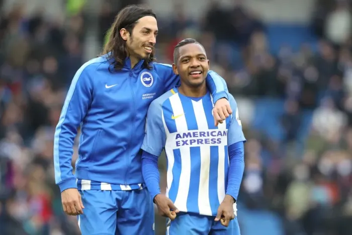 Framed Print : Brighton and Hove Albion's Ezequiel Schelotto and Jose Izquierdo Celebrate Victory over Arsenal (04MAR18)